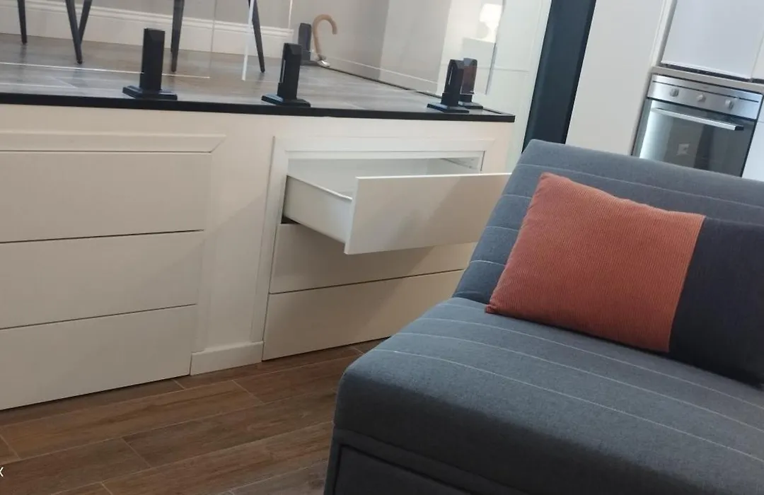Loft 18A Roma - Casa con ingresso indipendente e parcheggio gratuito-1