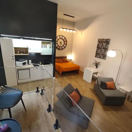 Loft 18A Roma - Casa con ingresso indipendente e parcheggio gratuito-3